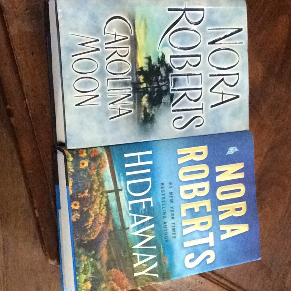 2 Nora Roberts hardbacks Hideaway / Carolina Moon